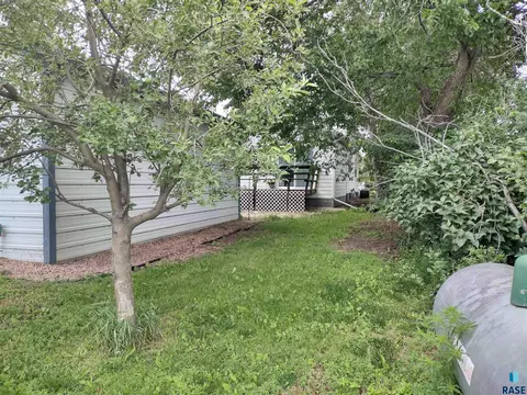 124 E 2nd Ave, Miller, SD 57362 photo 48