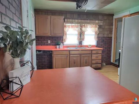 124 E 2nd Ave, Miller, SD 57362 photo 18