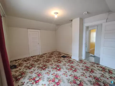 124 E 2nd Ave, Miller, SD 57362 photo 27