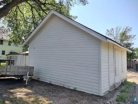 411 E 1st Ave, Miller, SD 57362 photo 60
