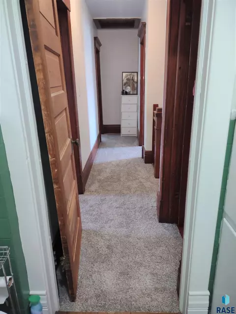 411 E 1st Ave, Miller, SD 57362 photo 38