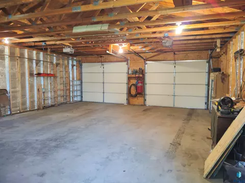 411 E 1st Ave, Miller, SD 57362 photo 53