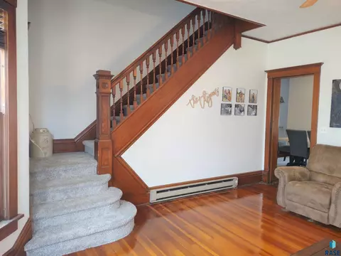 411 E 1st Ave, Miller, SD 57362 photo 28