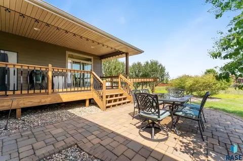 3700 E Wakefield Cir, Sioux Falls, SD 57103 photo 33