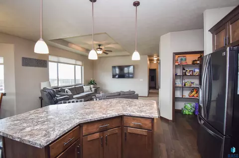 505 W High Pointe St, Tea, SD 57064 photo 11