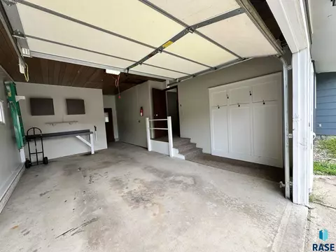 512 E 7th St, Freeman, SD 57029 photo 30