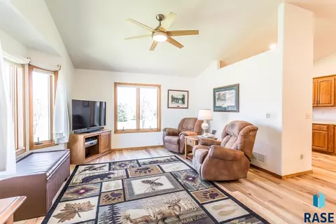 225 E 9th St, Crooks, SD 57020 photo 12