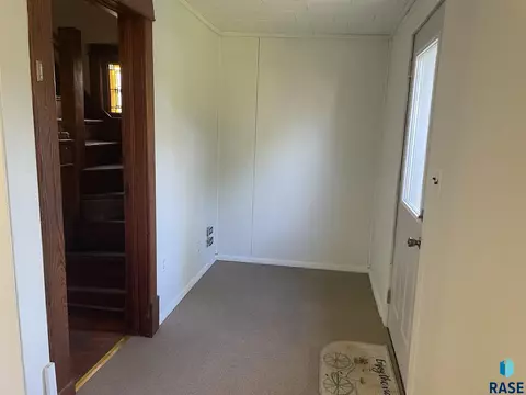 160 E Main St, Canova, SD 57321 photo 8