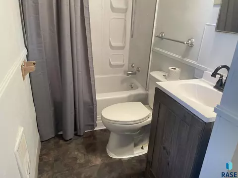 160 E Main St, Canova, SD 57321 photo 28