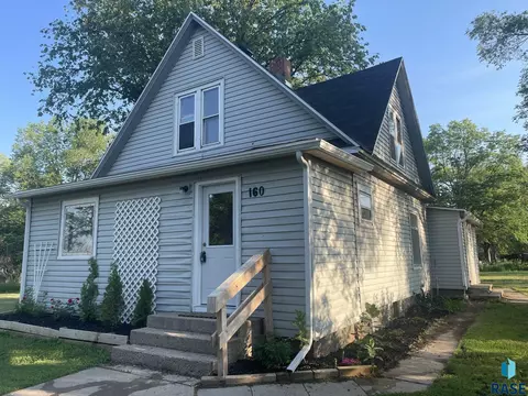 160 E Main St, Canova, SD 57321 photo 2