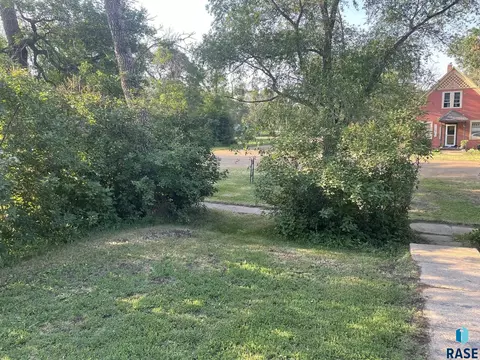 160 E Main St, Canova, SD 57321 photo 31