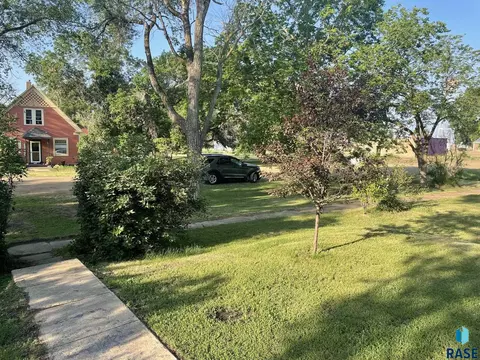 160 E Main St, Canova, SD 57321 photo 30