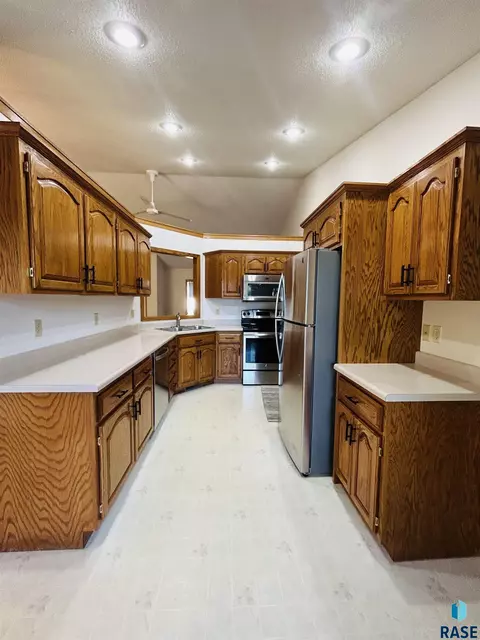 804 E Jane Ln, Sioux Falls, SD 57108 photo 7