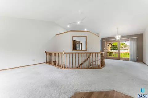 804 E Jane Ln, Sioux Falls, SD 57108 photo 11