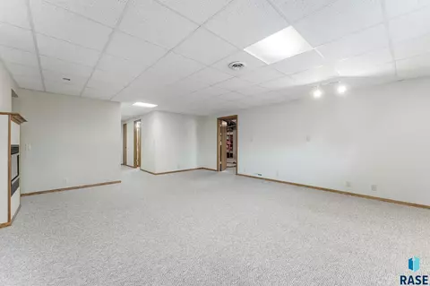 804 E Jane Ln, Sioux Falls, SD 57108 photo 23