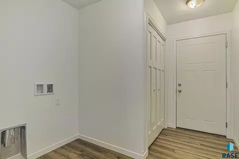 1403 S Lighthouse Pl, Sioux Falls, SD 57103 photo 19