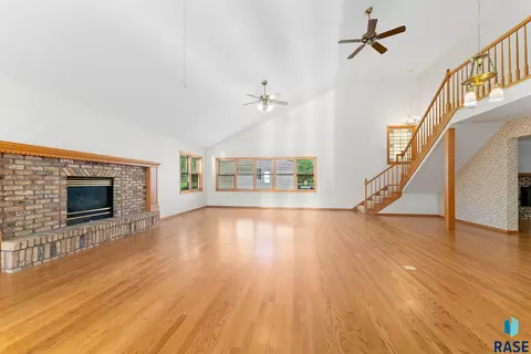 1409 E 17th St, Sioux Falls, SD 57104 photo 23