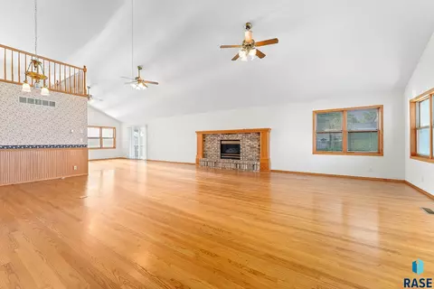 1409 E 17th St, Sioux Falls, SD 57104 photo 22