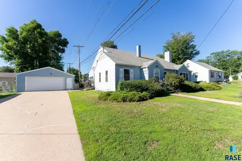 1409 E 17th St, Sioux Falls, SD 57104 photo 51