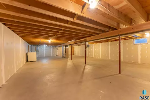1409 E 17th St, Sioux Falls, SD 57104 photo 41