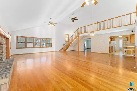 1409 E 17th St, Sioux Falls, SD 57104 photo 25