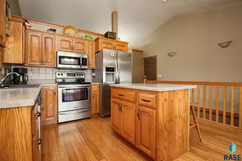508 N Maple Ave, Brandon, SD 57005 photo 5