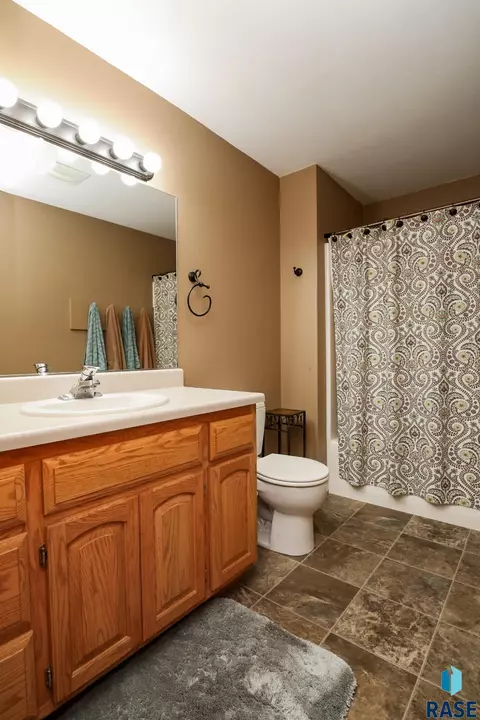 508 N Maple Ave, Brandon, SD 57005 photo 17