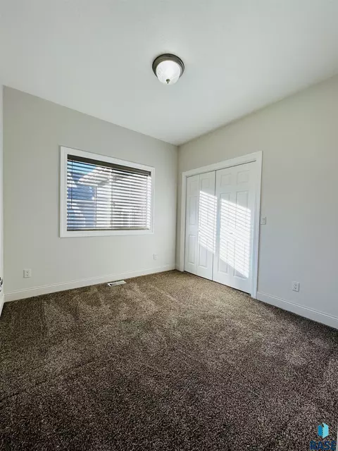 117 E Switch Grass Trl, Brandon, SD 57005 photo 24