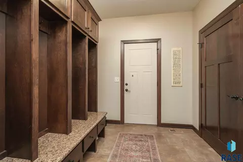 901 S 5th Ave, Brandon, SD 57005 photo 19