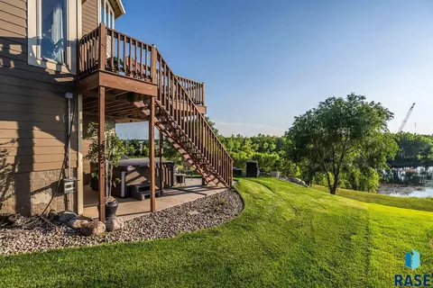 901 S 5th Ave, Brandon, SD 57005 photo 44