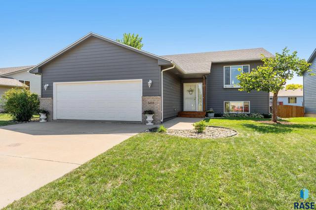 5633 W Bakker Park Dr, Sioux Falls, SD 57106