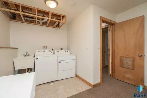 825 Atkins Dr, Tea, SD 57064 photo 16