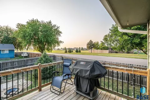 825 Atkins Dr, Tea, SD 57064 photo 23