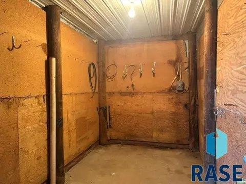 25358 404th Ave, Mitchell, SD 57301 photo 15