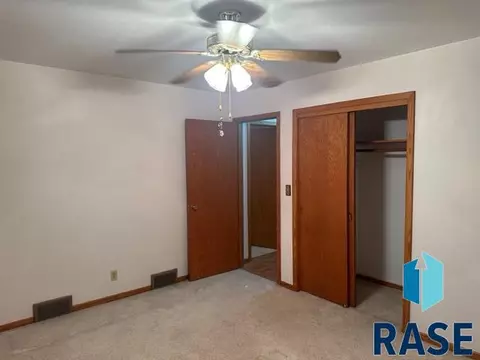 25358 404th Ave, Mitchell, SD 57301 photo 33