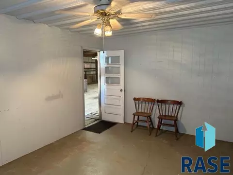 25358 404th Ave, Mitchell, SD 57301 photo 17