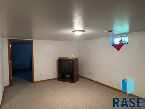 25358 404th Ave, Mitchell, SD 57301 photo 40