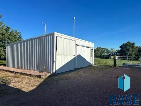 25358 404th Ave, Mitchell, SD 57301 photo 11