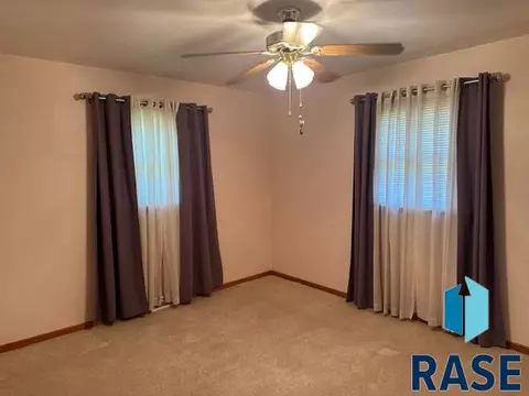 25358 404th Ave, Mitchell, SD 57301 photo 32