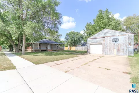 400 E 6th St, Bridgewater, SD 57319 photo 24