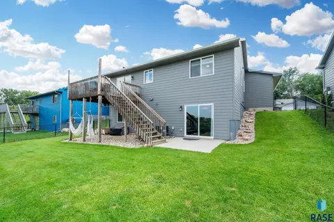 1720 E Tracy Ln, Sioux Falls, SD 57103 photo 26