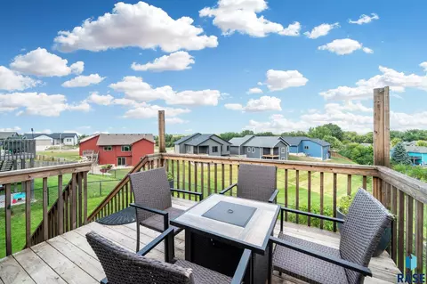 1720 E Tracy Ln, Sioux Falls, SD 57103 photo 24