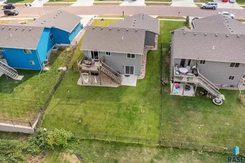 1720 E Tracy Ln, Sioux Falls, SD 57103 photo 28