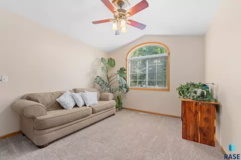 1305 Parkview Blvd, Brandon, SD 57005 photo 14