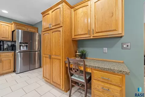 1305 Parkview Blvd, Brandon, SD 57005 photo 10