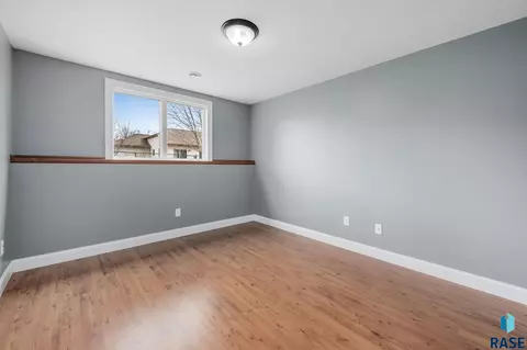 1720 S Parkview Blvd, Brandon, SD 57005 photo 35