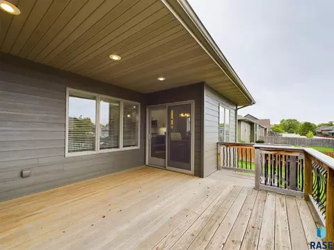 1720 S Parkview Blvd, Brandon, SD 57005 photo 46