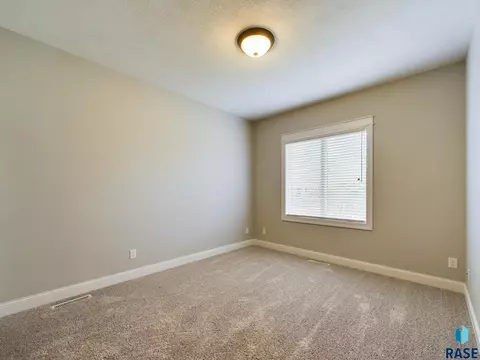 1720 S Parkview Blvd, Brandon, SD 57005 photo 24