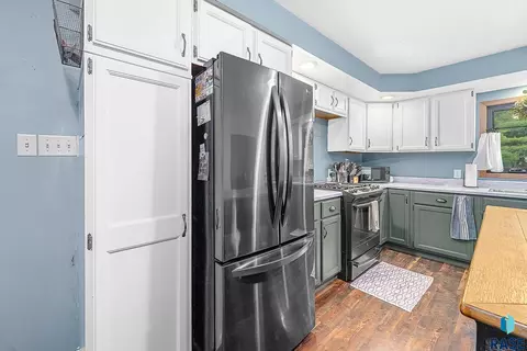 812 E 10th St, Dell Rapids, SD 57022 photo 16