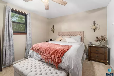 812 E 10th St, Dell Rapids, SD 57022 photo 25